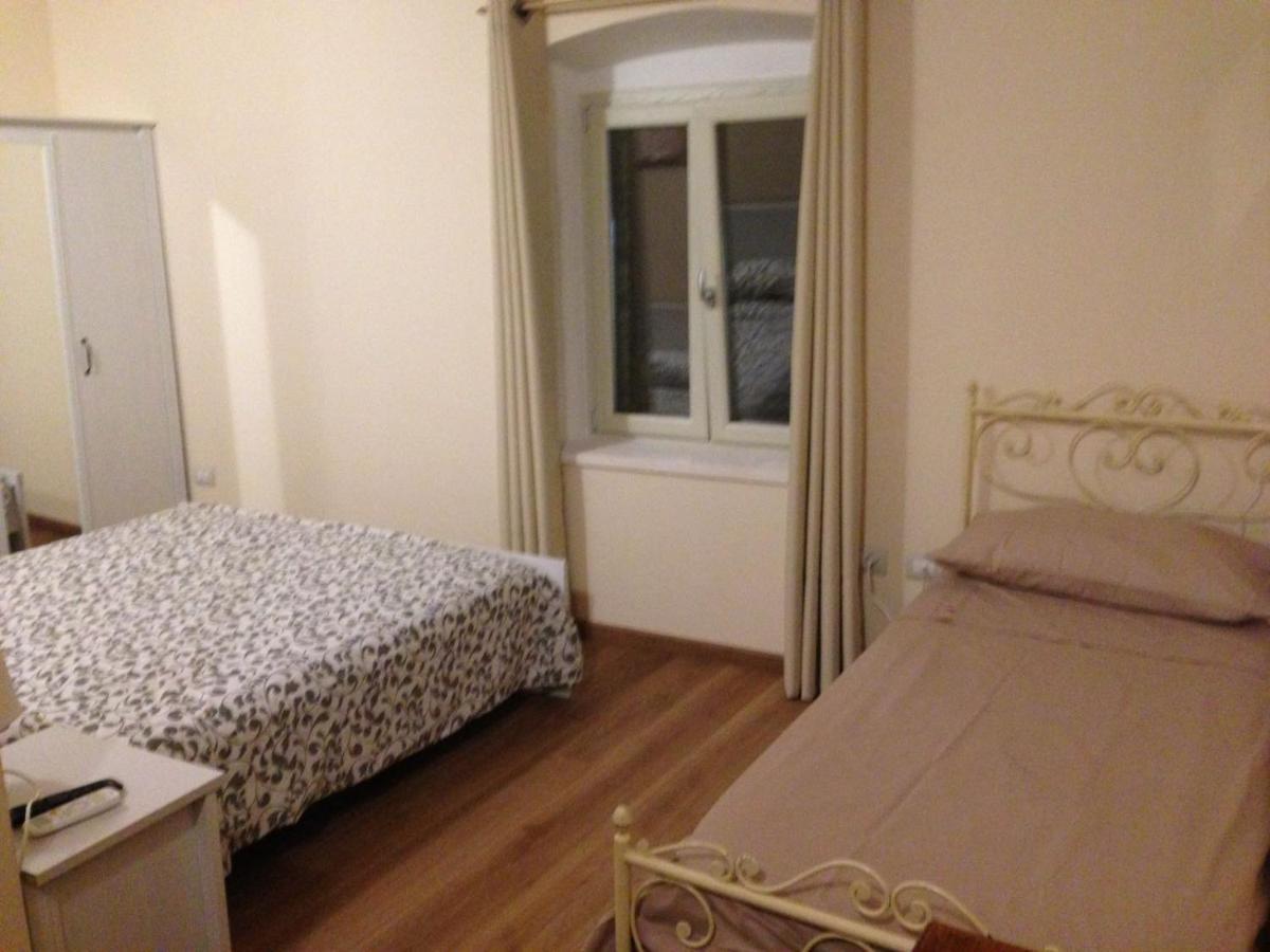 B&B Da Manu Монсерато Екстериор снимка
