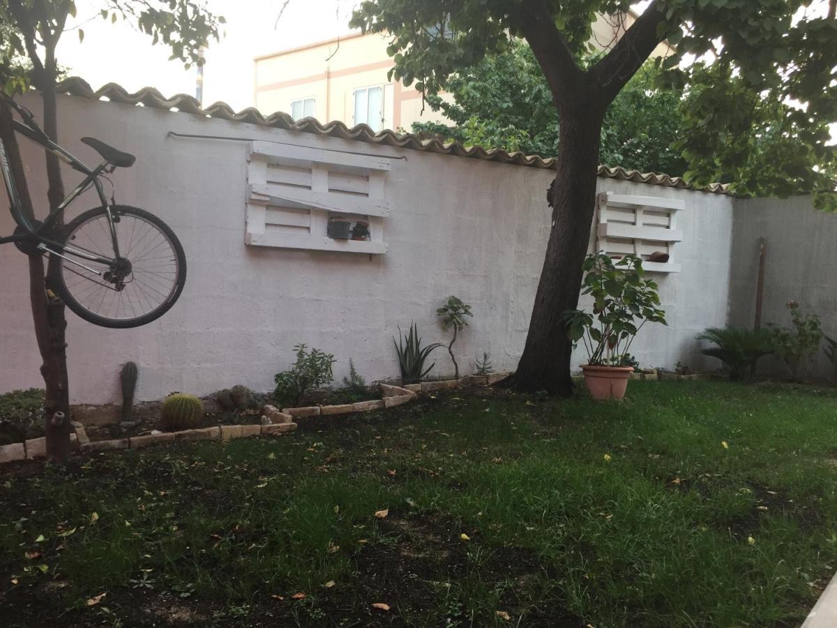 B&B Da Manu Монсерато Екстериор снимка